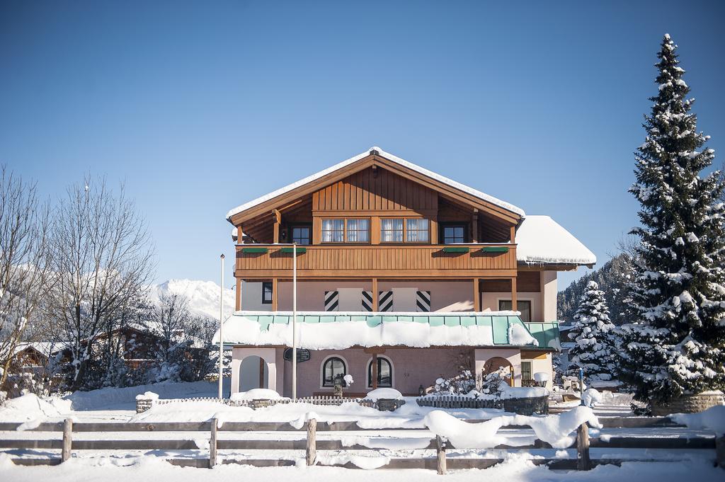 Aparthotel Kristall Altenmarkt im Pongau Luaran gambar